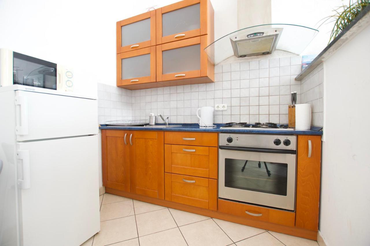 Budget Apartment By Hi5 - Center Of The Center ブダペスト エクステリア 写真