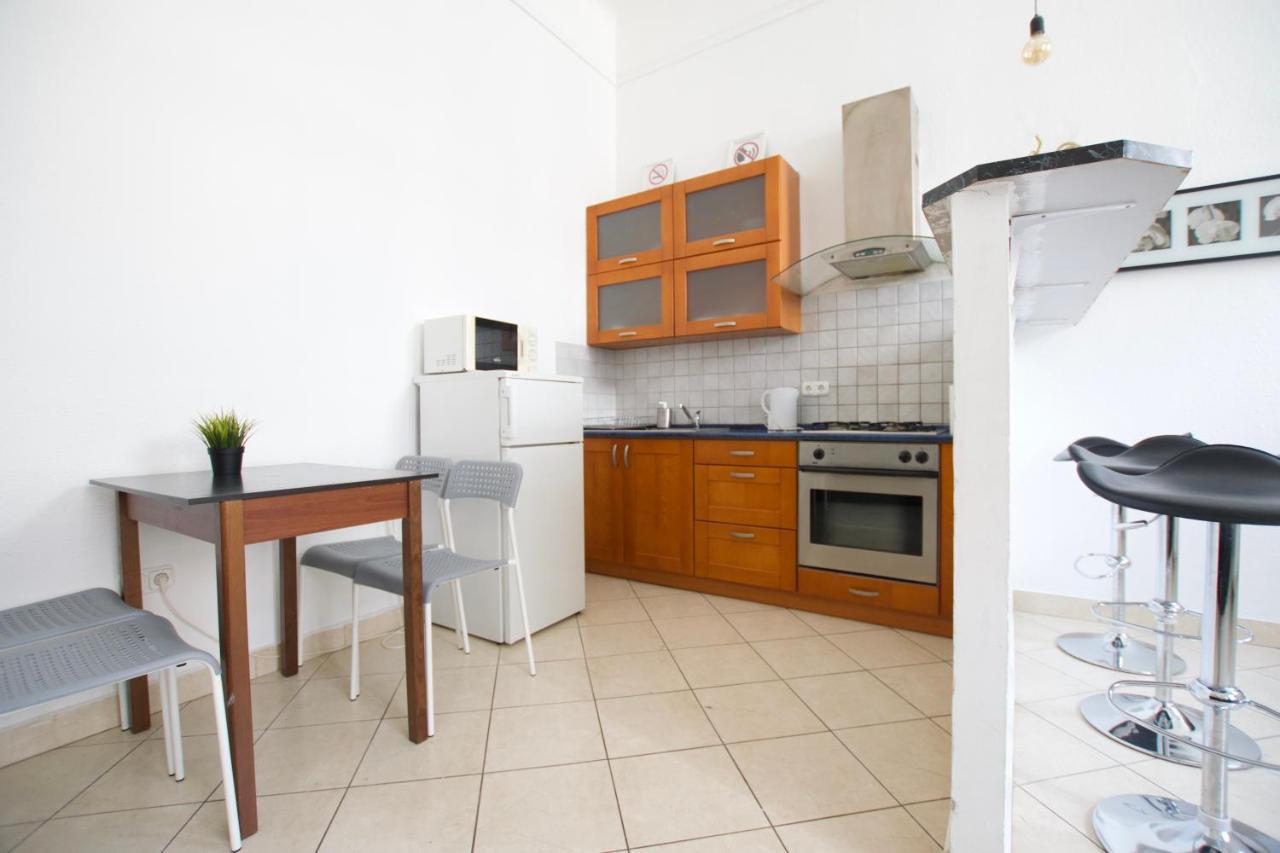 Budget Apartment By Hi5 - Center Of The Center ブダペスト エクステリア 写真
