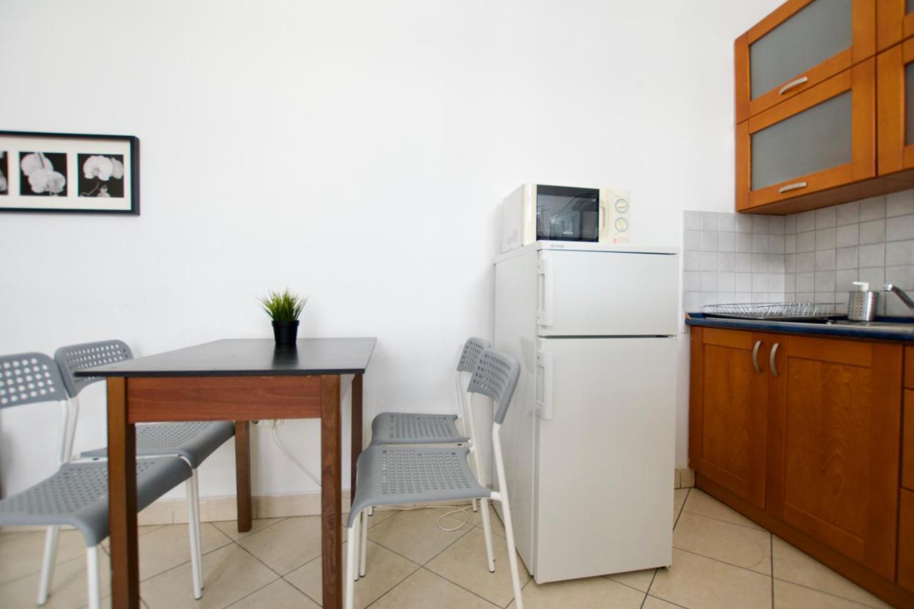 Budget Apartment By Hi5 - Center Of The Center ブダペスト エクステリア 写真